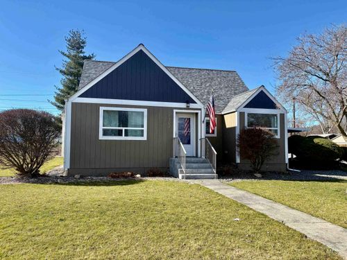 1302 4th St, Clarkston, WA, 99403-3310 | Card Image