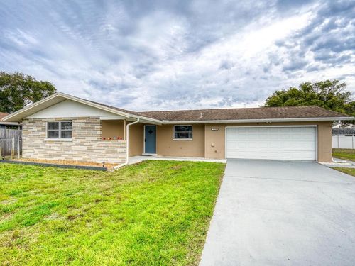10320 Honeysuckle Ln, PORT RICHEY, FL, 34668-3216 | Card Image