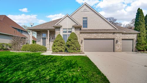 83 Scotscraig Dr, Valparaiso, IN, 46385 | Card Image