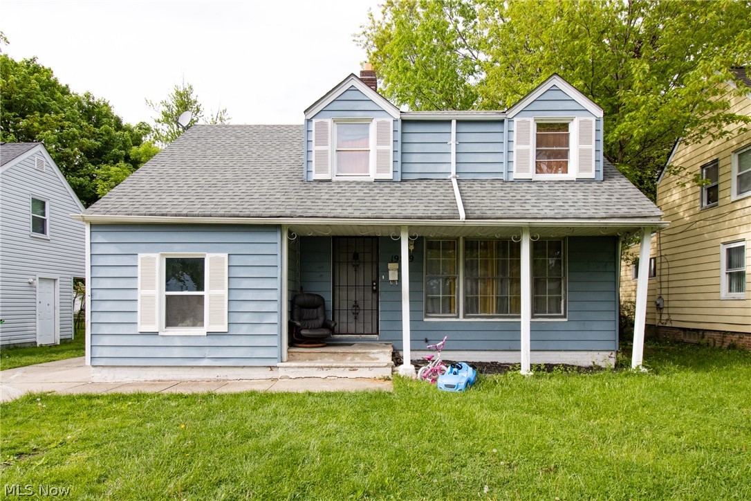 Shakerwood Rd, Warrensville Heights, OH 44122