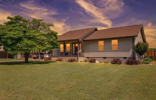 507 W Eason Ave, Muscle Shoals, AL, 35661-1507 | Card Image