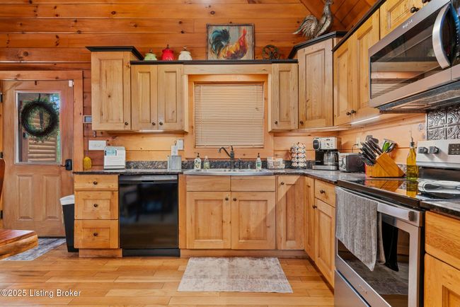 325 Marina Point Rd, House other with 2 bedrooms, 2 bathrooms and null parking in Falls Of Rough KY | Image 16
