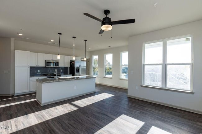 015-1280x960-open-living | Image 15