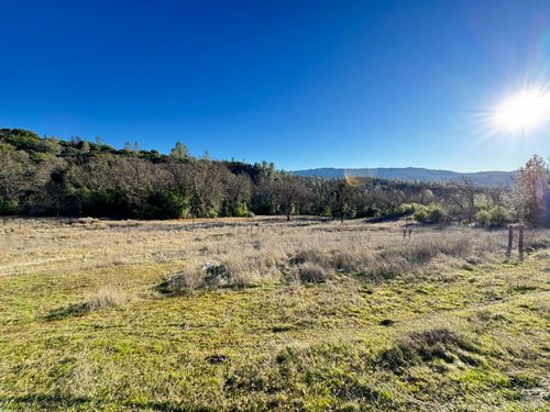 9240 Kelsey Creek Dr, Kelseyville, CA, 95451-8030 | Card Image