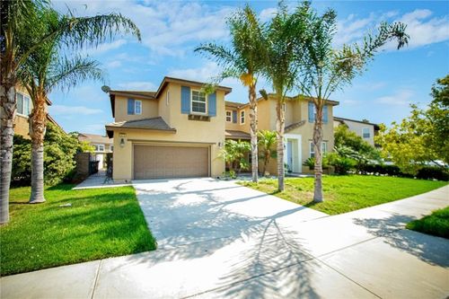 6678 French Trotter Dr, Corona, CA, 92880 | Card Image