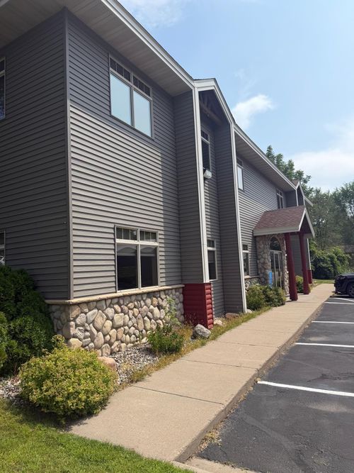 103-621 N Benton Dr, Sauk Rapids, MN, 56379-1513 | Card Image