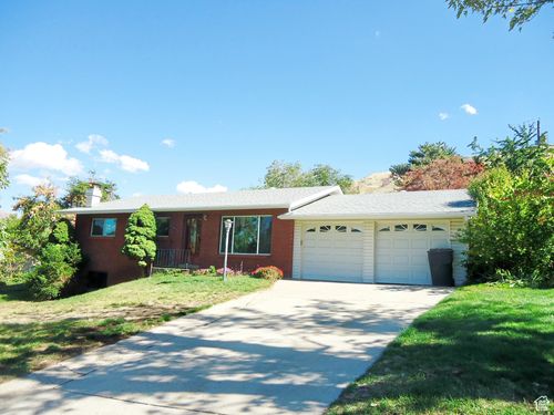 2475 Peach St, Perry, UT, 84302-4134 | Card Image