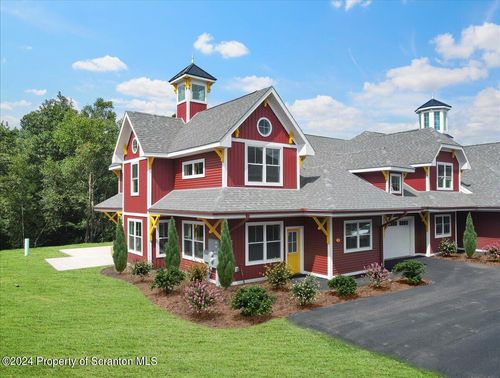 3 Dunbar Way, Old Forge, PA, 18518-3100 | Card Image