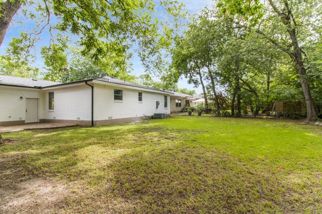 1818 W Belden St, House other with 3 bedrooms, 2 bathrooms and null parking in Sherman TX | Image 26