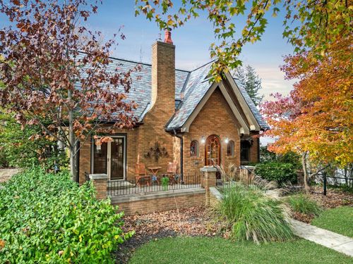 9 Harwood Pl, Bloomington, IL, 61701-5661 | Card Image