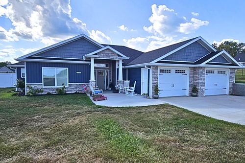 215 Carel Rd, Jefferson City, MO, 65109-3394 | Card Image