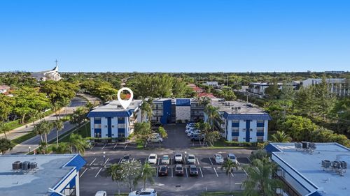 212-3040 Holiday Springs Blvd, Margate, FL, 33063-5494 | Card Image