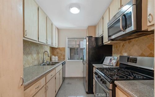 159-20134 Leadwell St, Winnetka, CA, 91306-3024 | Card Image