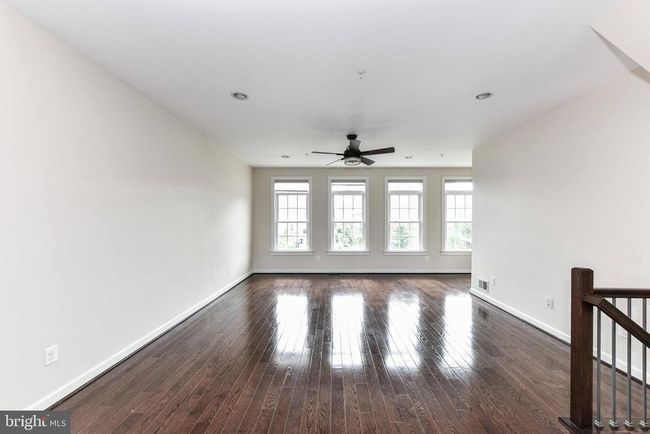 3160 Yeager Dr, Townhouse with 5 bedrooms, 5 bathrooms and null parking in HERNDON VA | Image 13