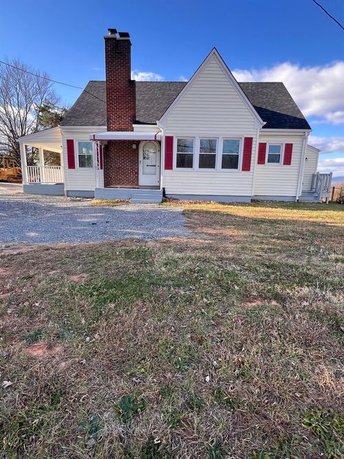 136 Wright Shop Rd, Madison Heights, VA, 24572-5701 | Card Image