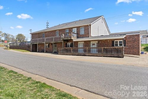 5-300 E Gold St, Kings Mountain, NC, 28086-3485 | Card Image