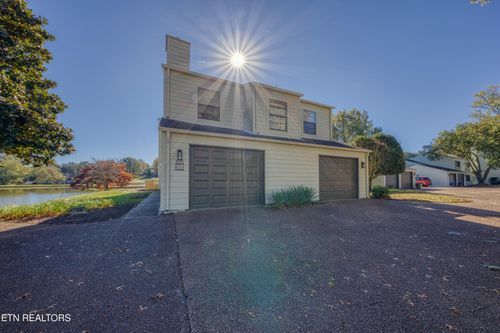532 Lost Tree Ln, Knoxville, TN, 37934-2522 | Card Image