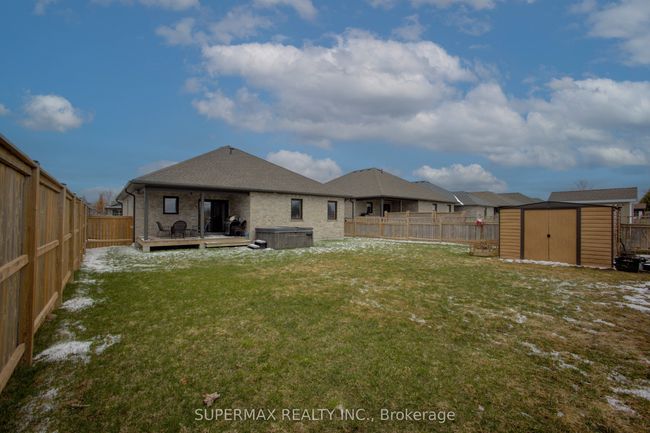 200 Krotz St W, House other with 5 bedrooms, 3 bathrooms and 4 parking in Listowel ON | Image 34