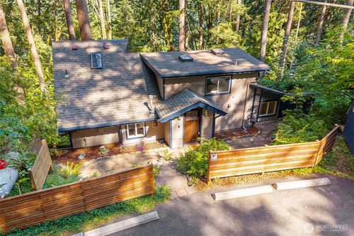 1823 Emerald Lake Way, Bellingham, WA, 98226-7837 | Card Image