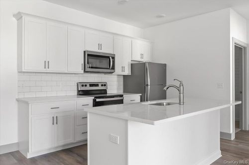 apt-228-75 Forester Ave, Warwick, NY, 10990-1146 | Card Image