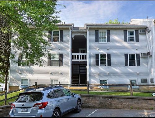 10 Lexington Hl, Harriman, NY, 10926-3408 | Card Image