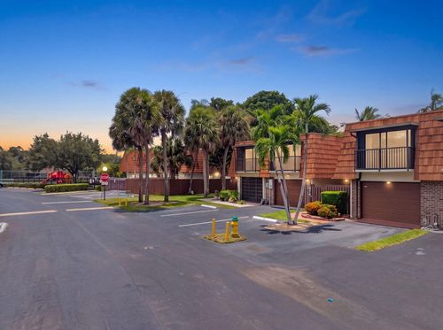 1648 Coral Ave, North Lauderdale, FL, 33068-4131 | Card Image