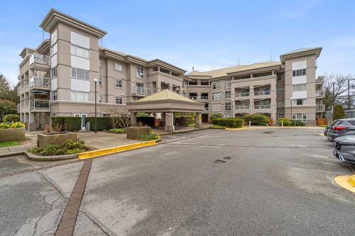 401-10533 University Dr, Surrey, BC, V3T5T7 | Card Image