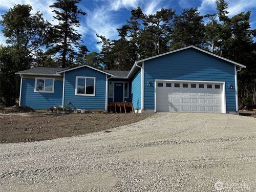 660 El Pozo St, Coupeville, WA, 98239-9794 | Card Image