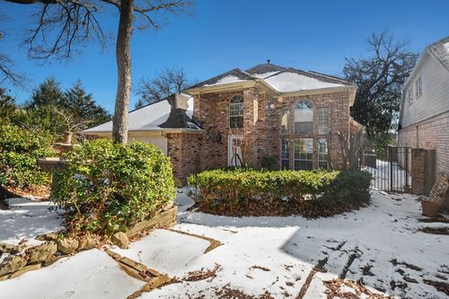 6701 Clear Springs Cir, Garland, TX, 75044-2826 | Card Image