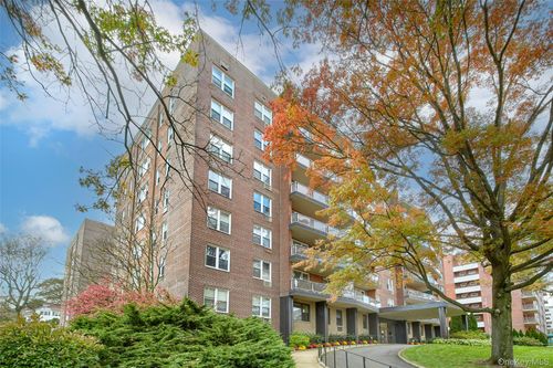 314-360 Westchester Ave, Port Chester, NY, 10573-3837 | Card Image