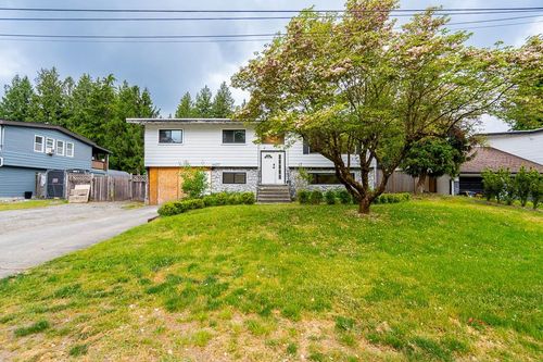 4437 196a St, Langley, BC, V3A4W1 | Card Image