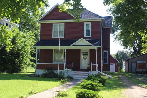 835 S Park St, Fairmont, MN, 56031-3006 | Card Image