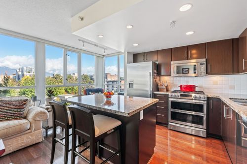 701-120 Milross Ave, Vancouver, BC, V6A4K7 | Card Image