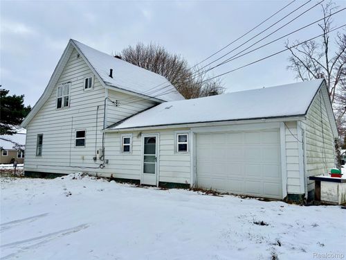 421 Lytle Ave, Harbor Beach, MI, 48441-1038 | Card Image