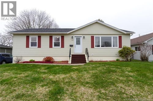 119 Bayview Dr, Saint John, NB, E2M4E2 | Card Image