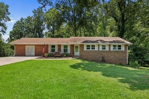 2855 Old Carriage Dr Sw, Marietta, GA, 30060-5321 | Card Image