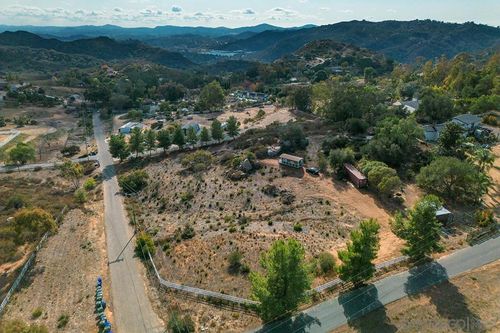 11541 Turner Heights Dr, Escondido, CA, 92026 | Card Image