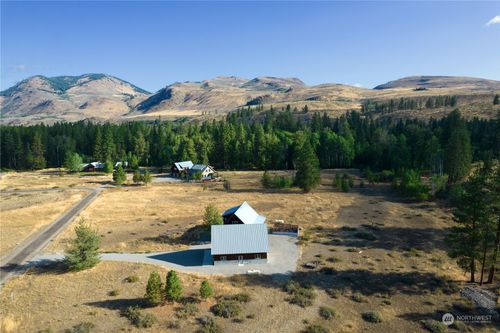 28 Cottonwood Dr, Winthrop, WA, 98862-9782 | Card Image