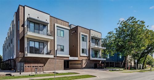 105-2222 Moser Ave, Dallas, TX, 75206-7028 | Card Image
