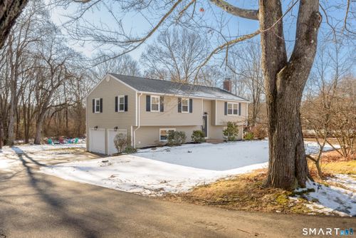 18 Mahoney Rd, East Windsor, CT, 06088-9703 | Card Image