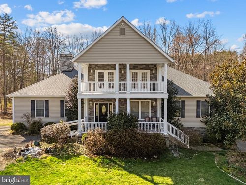 10409 Lees Mill Rd, WARRENTON, VA, 20186-8484 | Card Image
