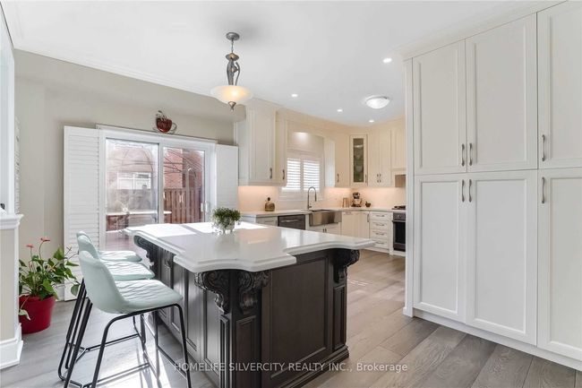 40 Darren Rd, House other with 6 bedrooms, 6 bathrooms and 5 parking in Brampton ON | Image 13