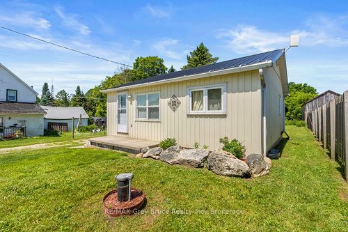 580309 60 Sideroad, Chatsworth, ON, N0H1C0 | Card Image