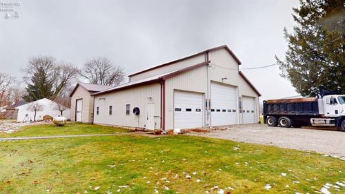 1001 Oak St, Woodville, OH, 43469-9831 | Card Image