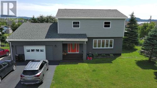 8 Laurel Dr, Stephenville, NL, A2N2A3 | Card Image