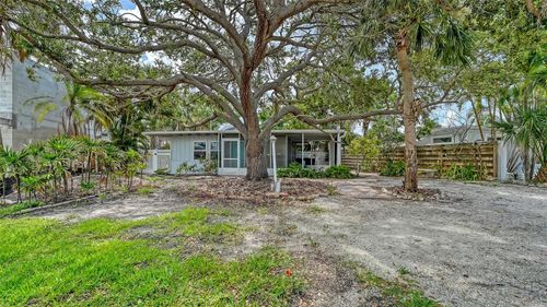 5531 Calle Del Verano, Sarasota, FL, 34242-1955 | Card Image