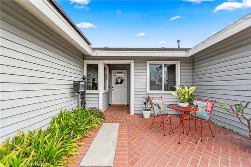 14622 Belmar Cir, Huntington Beach, CA, 92647-2333 | Card Image