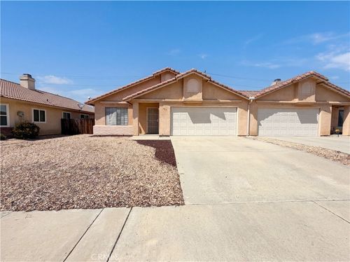 1952 Nuevo St, Hemet, CA, 92545 | Card Image