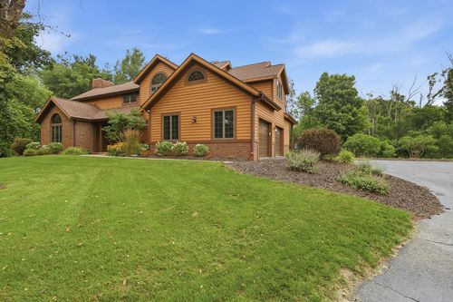 4730 Willow Creek Lane, Sheboygan, WI, 53083 | Card Image