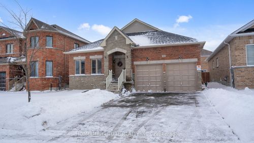 15 Mccaskell St, Beaverton, ON, L0K1A0 | Card Image